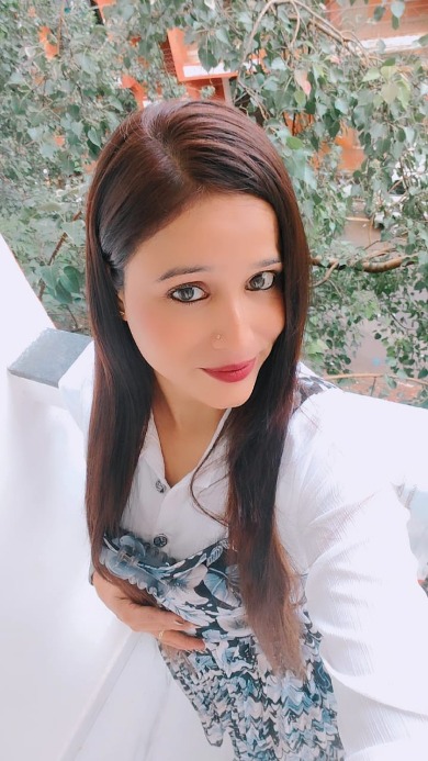 Call Girls service in Lucknow